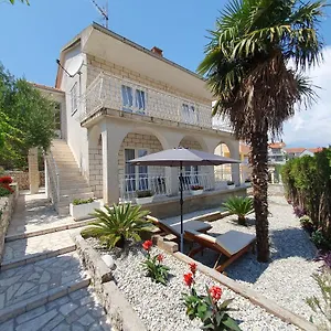 Zvjezdana Trogir