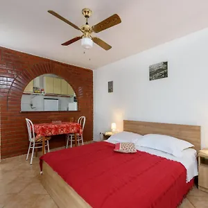 Apartman Mihaela, Trogir