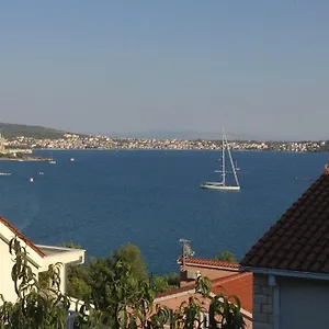 Lana Trogir